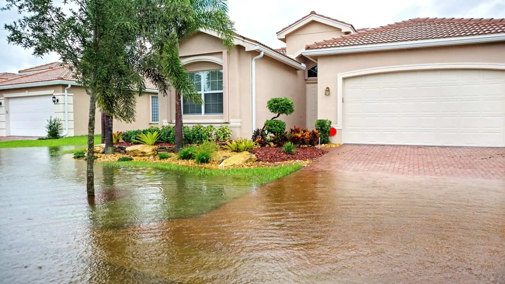 emergency water damage restoration tampa