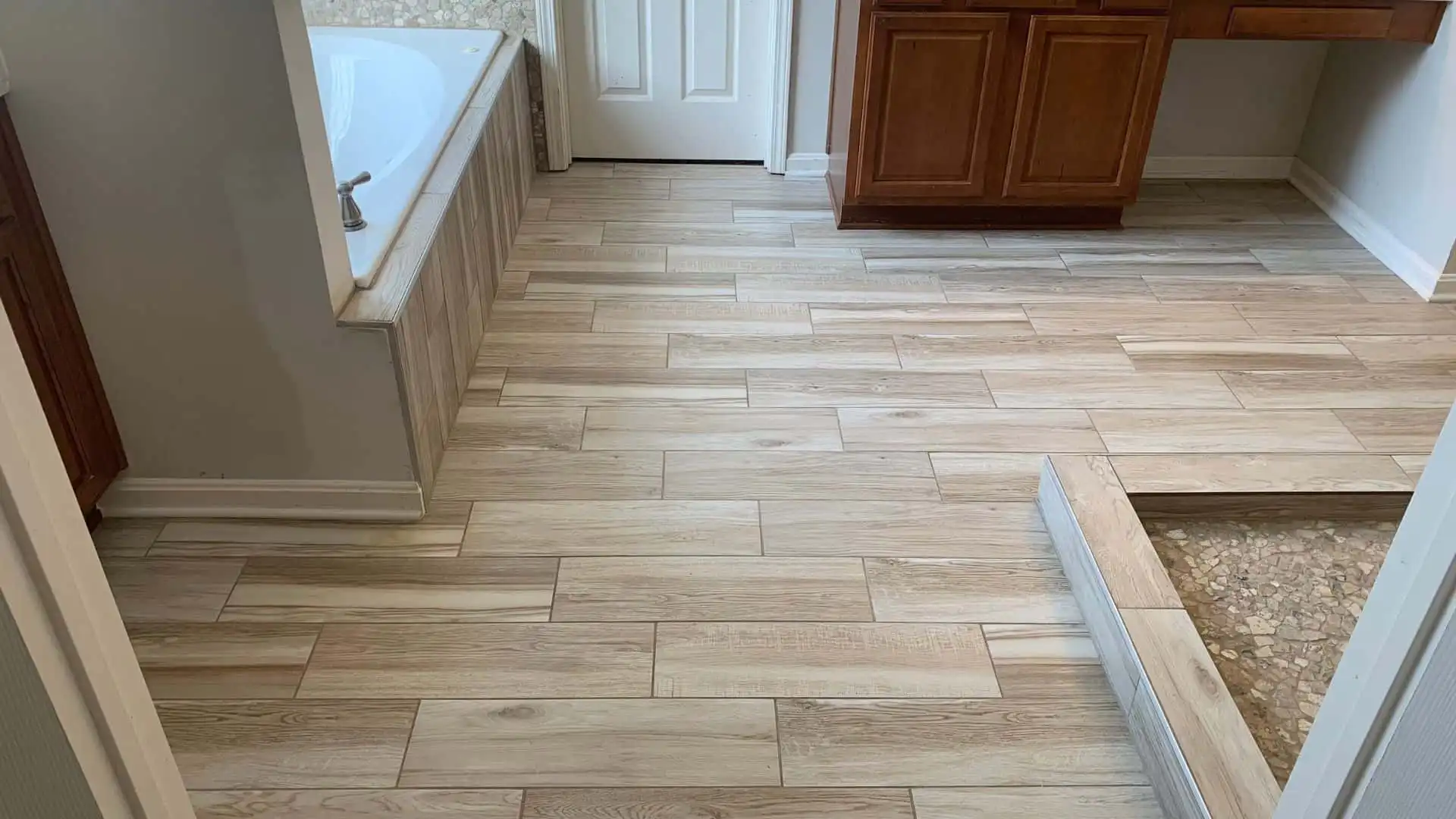 Tile-Flooring-Replacement-in-St-Petersburg