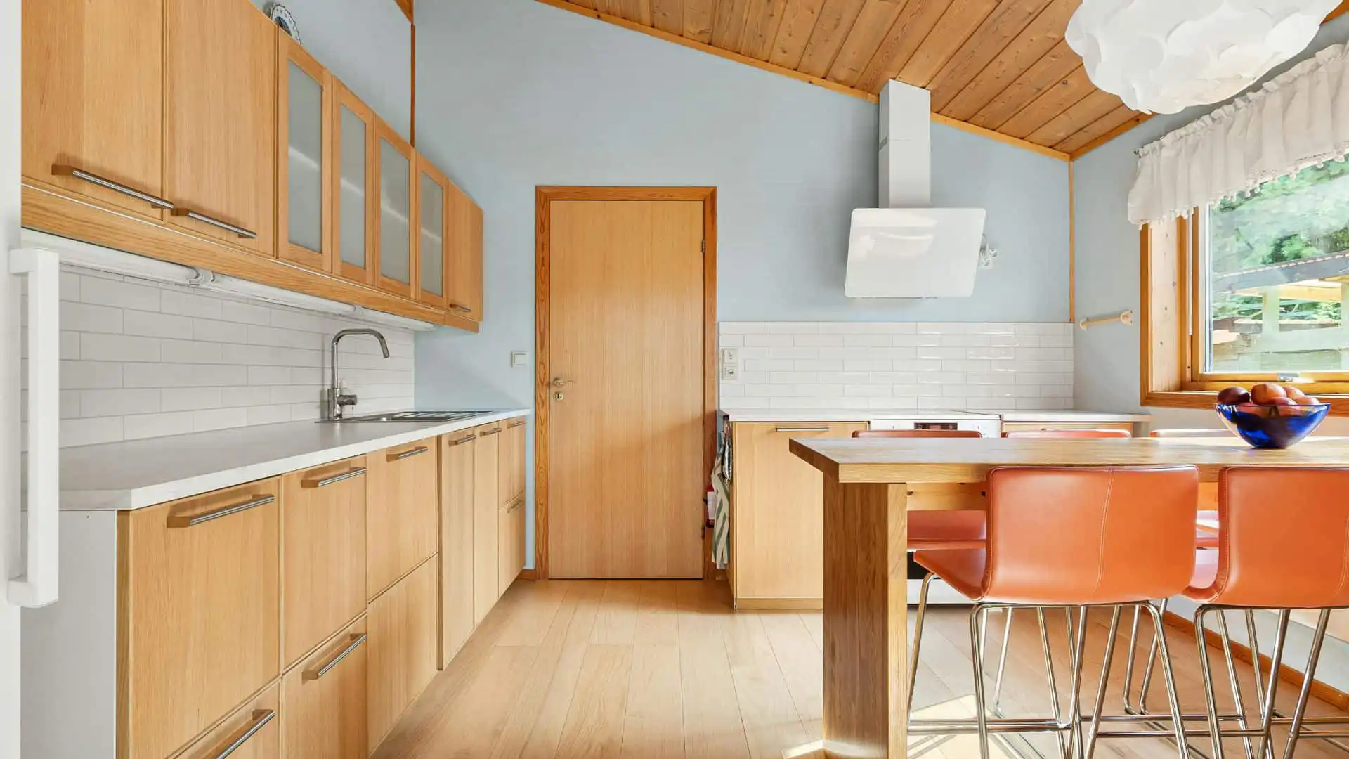 how much kitchen renovation cost in st petersburg