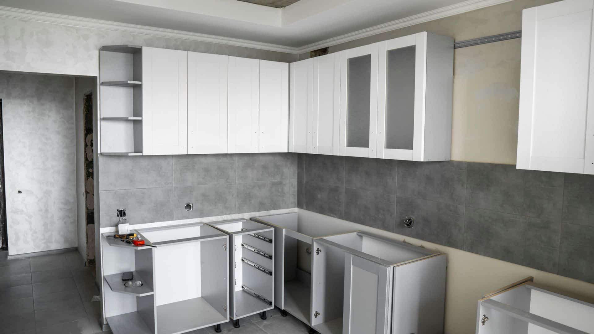 custom kitchen cabinets benefits in tampa bay, fl