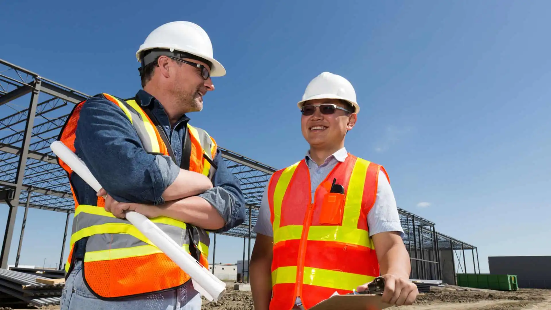 what does a general contractor do in tampa bay