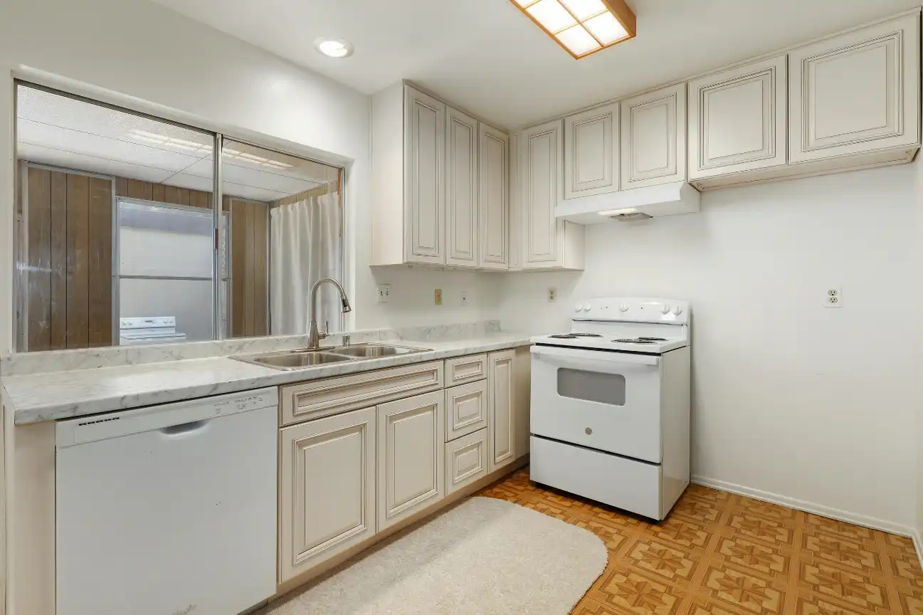 Kitchen Remodeling Services in Lutz