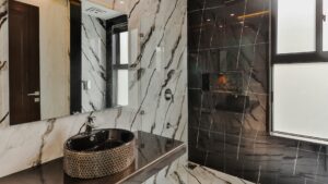 how to choose a luxury bathroom remodeler in tampa